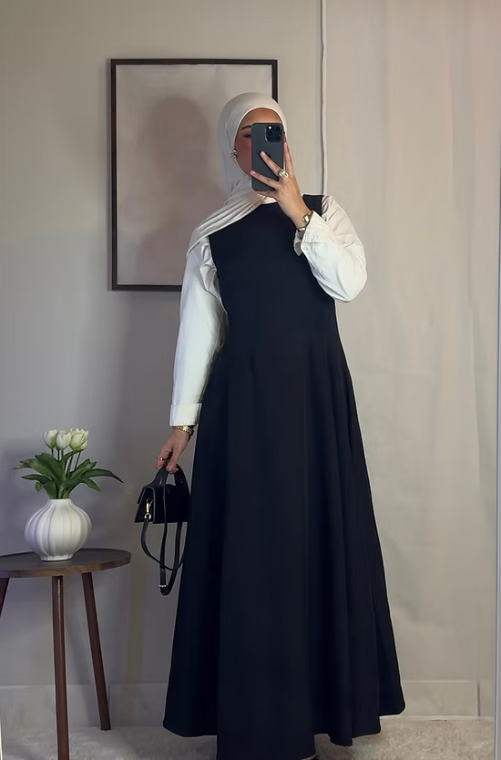 Robe classique sans manches - noir -