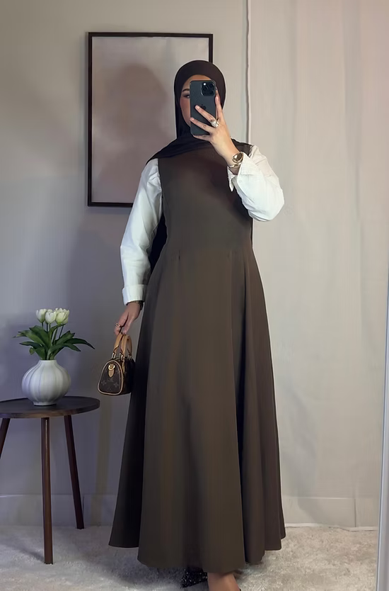 Robe classique sans manches - café -