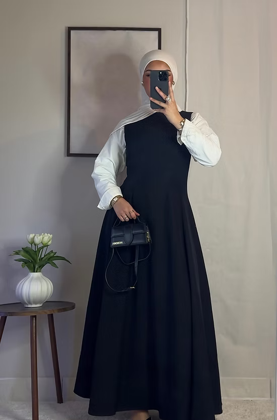 Robe classique sans manches - noir -