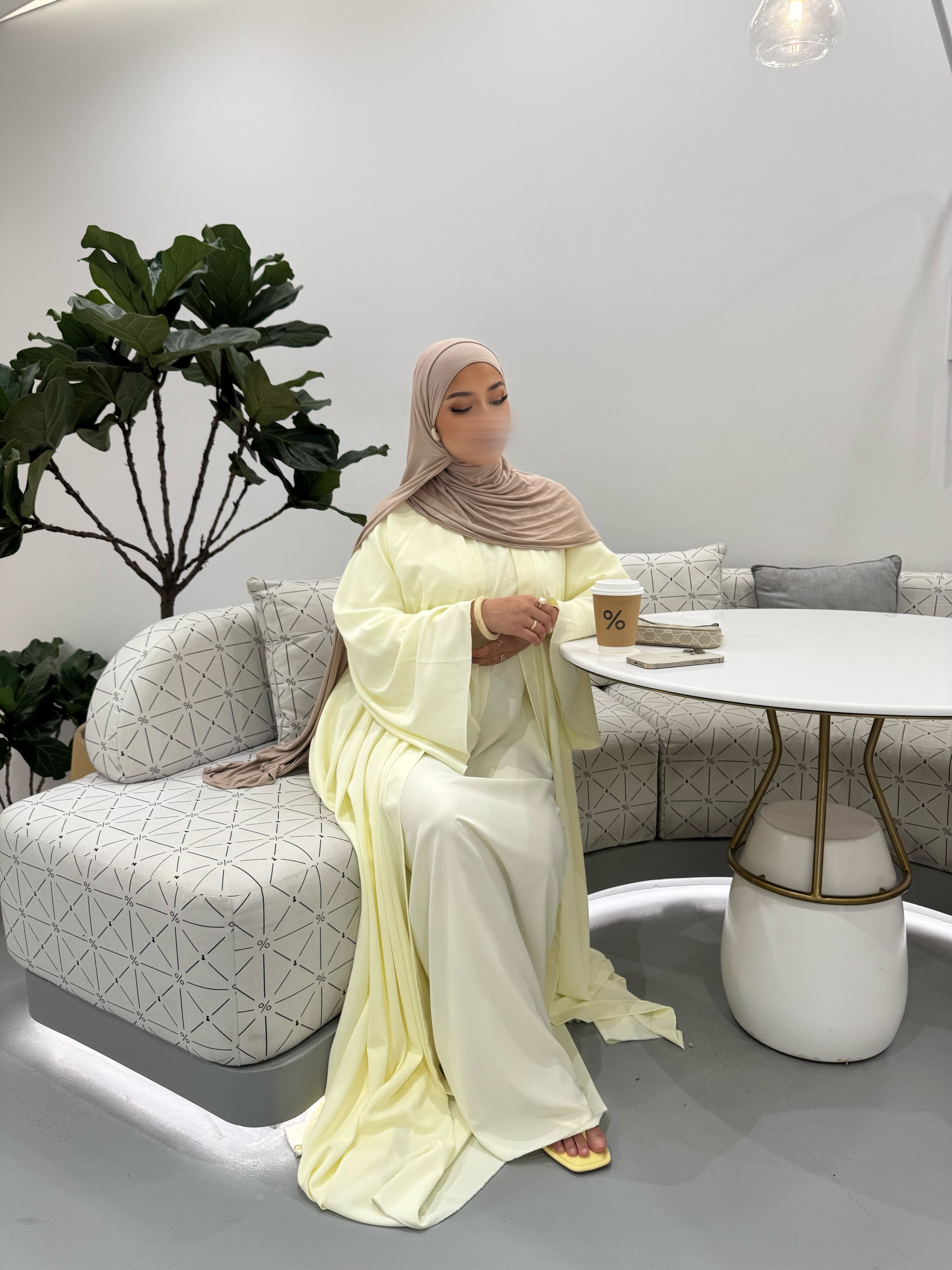 Abaya Nihel 4 pièces - jaune beurre - [PRÉCOMMANDE]