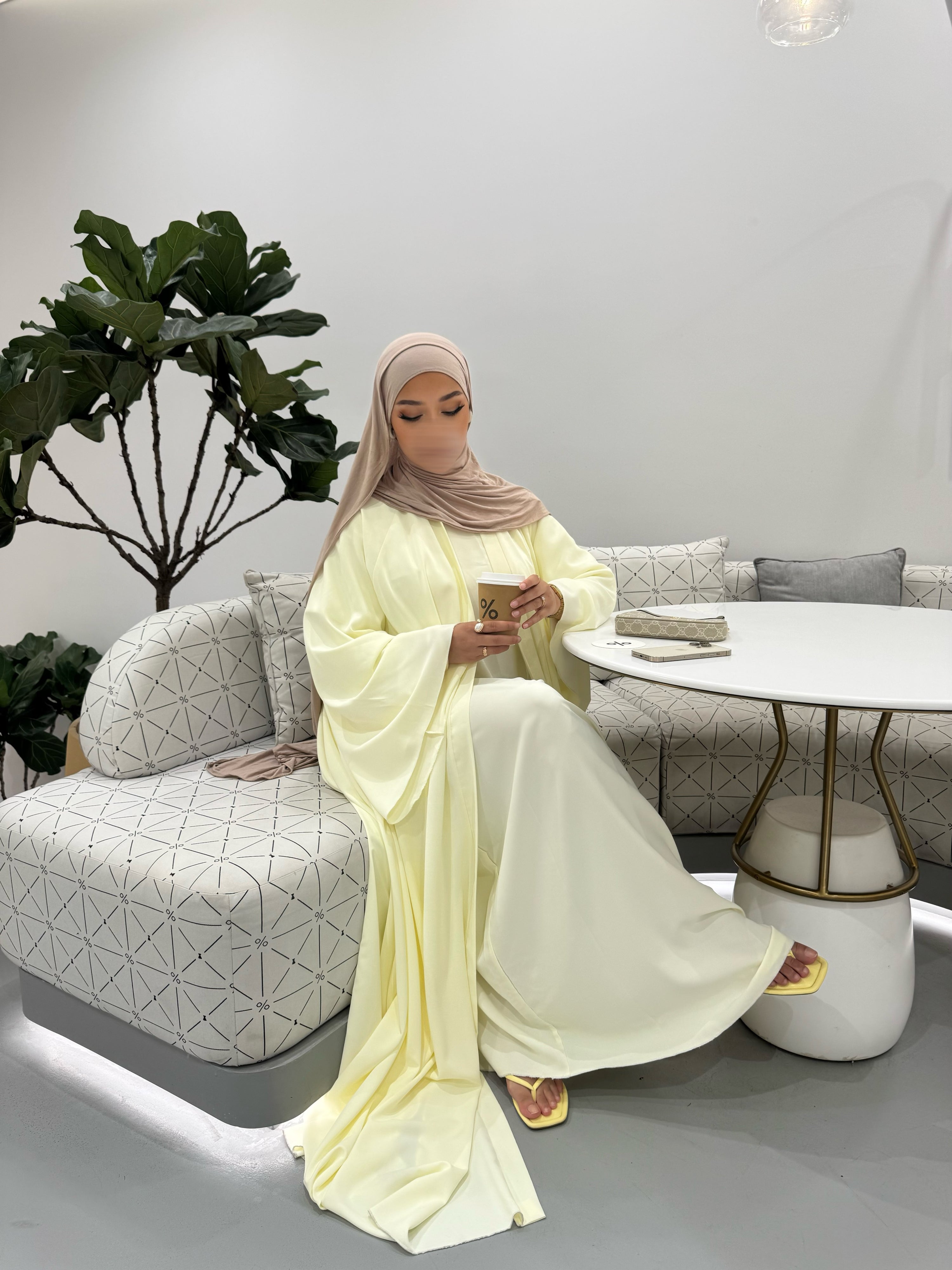Abaya Nihel 4 pièces - jaune beurre - [PRÉCOMMANDE]