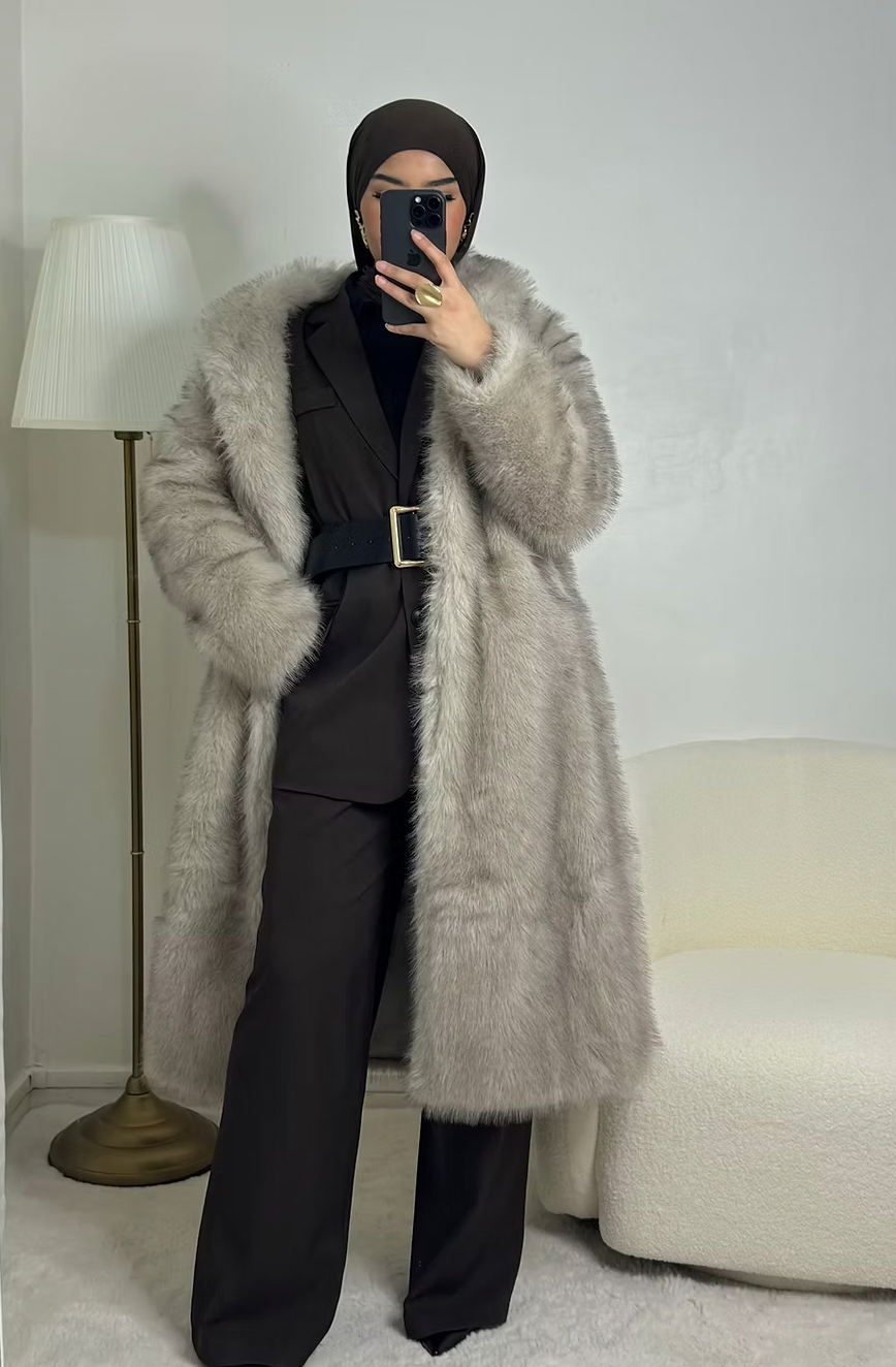 Fourrure longue - taupe -