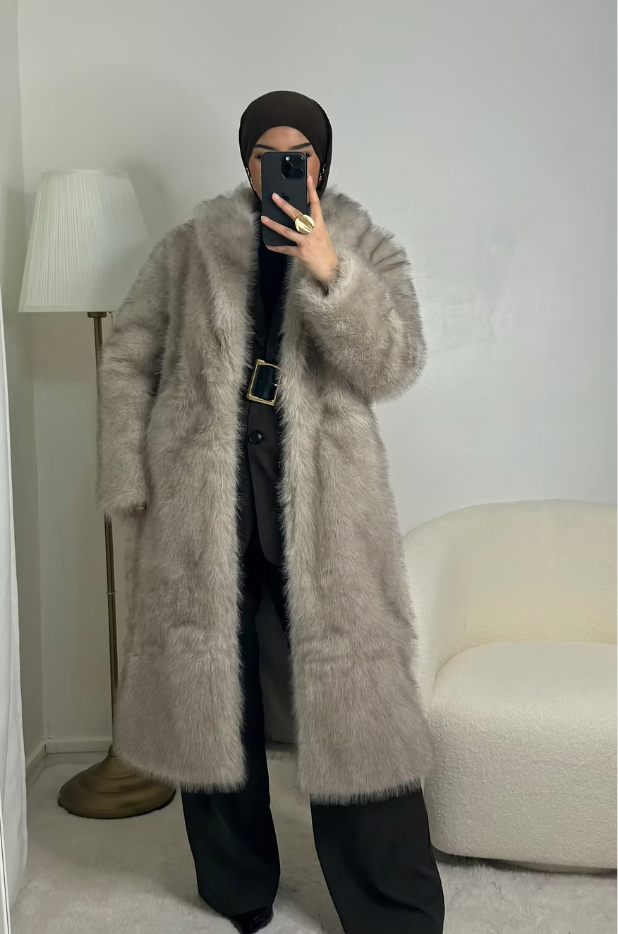 Fourrure longue - taupe -