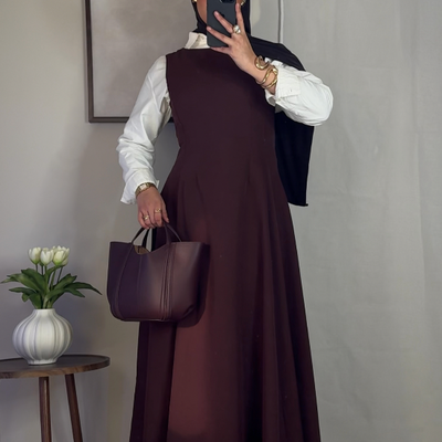 Robe classique sans manches - aubergine -